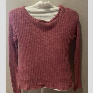 Long sleeve light sweater